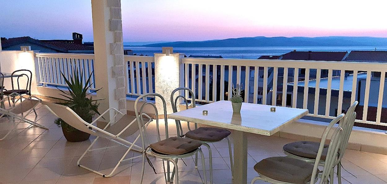 Apartments Villa Bonaca Baška Voda Oda fotoğraf