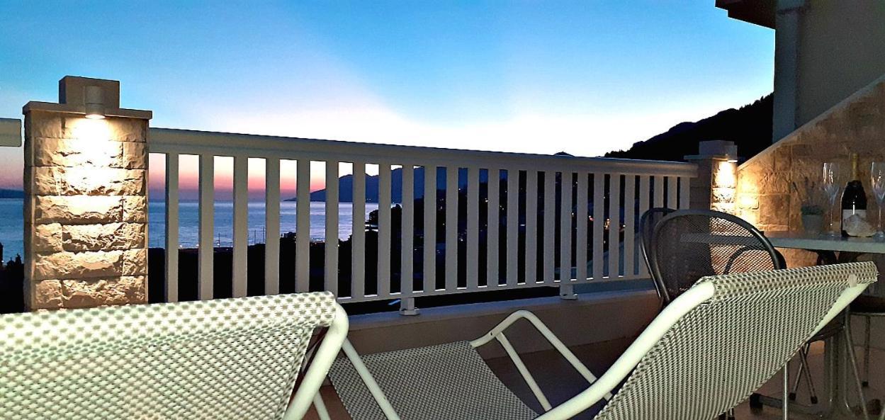 Apartments Villa Bonaca Baška Voda Oda fotoğraf