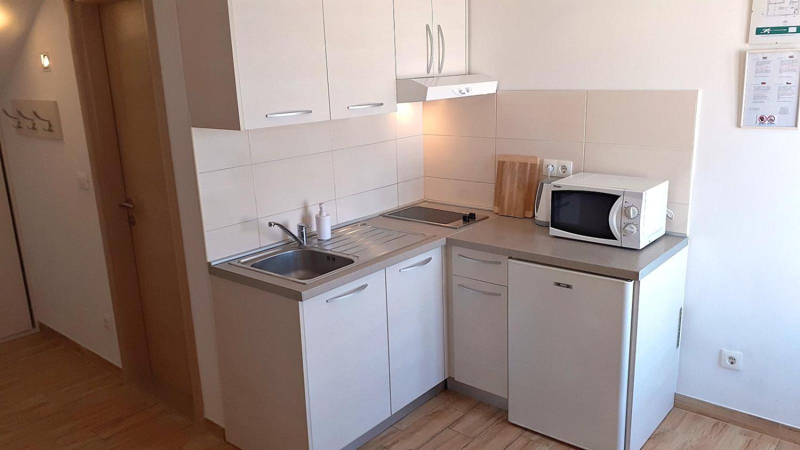 Apartments Villa Bonaca Baška Voda Oda fotoğraf